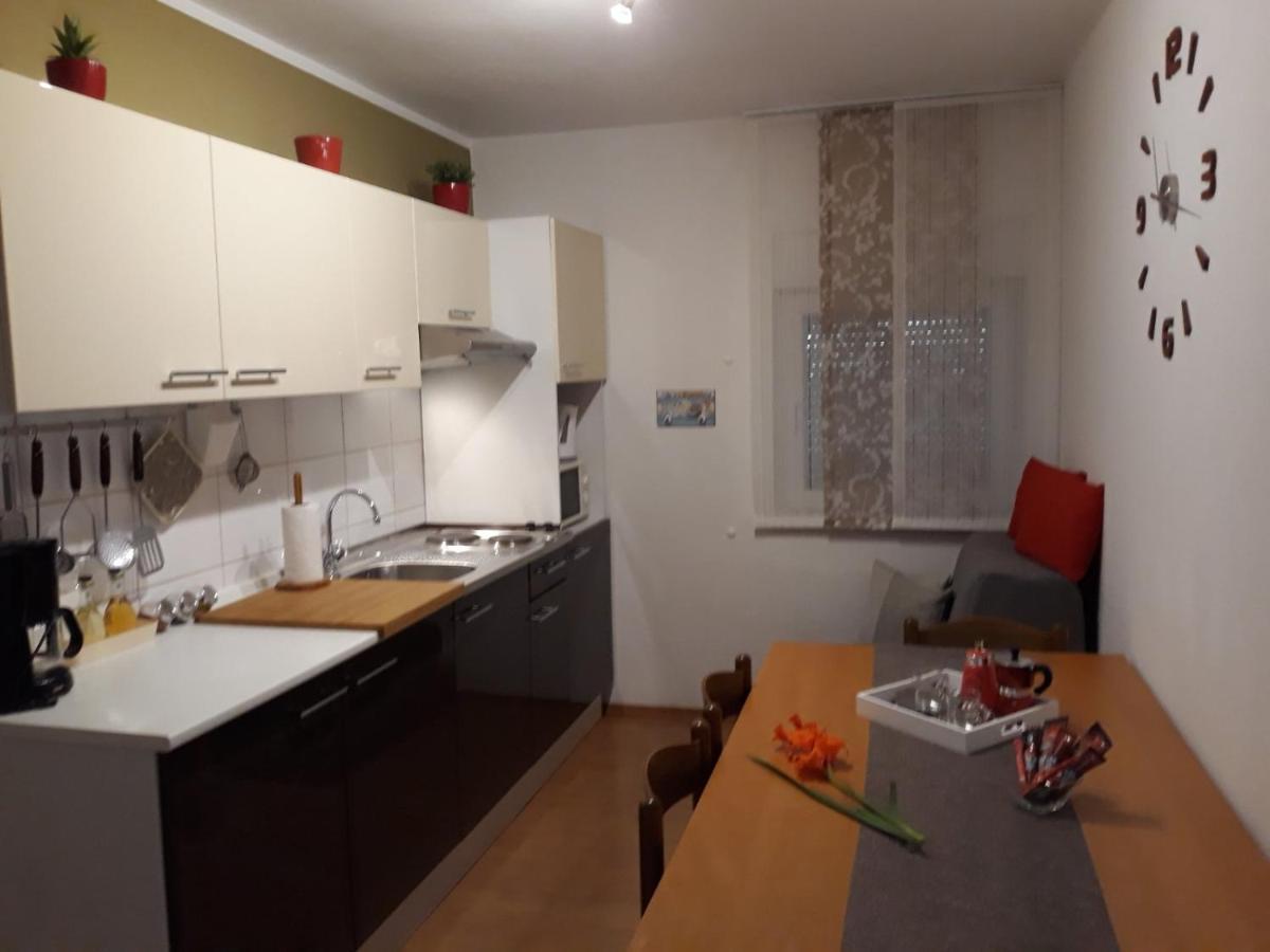Apartment Nevia Fazana Exterior photo